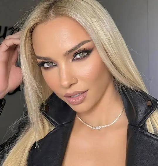 Xhemi Shehu Biography: Age, Husband, Net Worth, Shows, Height, Parents, Career, Children Xhemi Shehu Biography: Age, Husband, Net Worth, Shows, Height, Parents, Career, Children