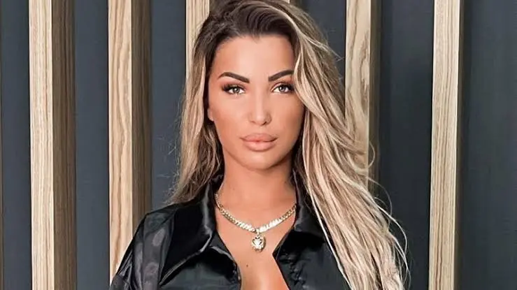 Roza Lati Biography: Age, Boyfriend, Net Worth, TV Shows, Height, Parents, Career, Instagram Roza Lati Biography: Age, Boyfriend, Net Worth, TV Shows, Height, Parents, Career, Instagram