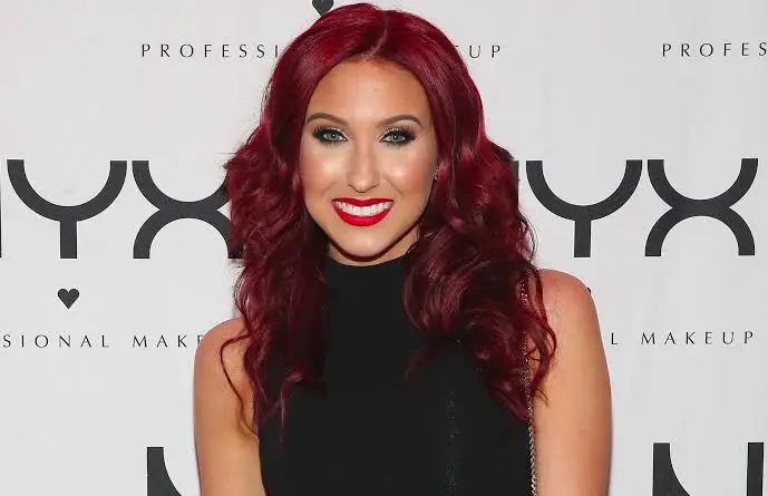 Jaclyn Hill Biography: Husband, Age, Net Worth, YouTube, Cosmetics Brand, Parents, Height Jaclyn Hill Biography: Husband, Age, Net Worth, YouTube, Cosmetics Brand, Parents, Height