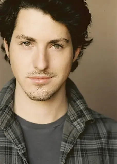 Sean Flynn Biography: Age, Death, Parents, Net Worth, Height, Movies & Photography Career Sean Flynn Biography: Age, Death, Parents, Net Worth, Height, Movies & Photography Career