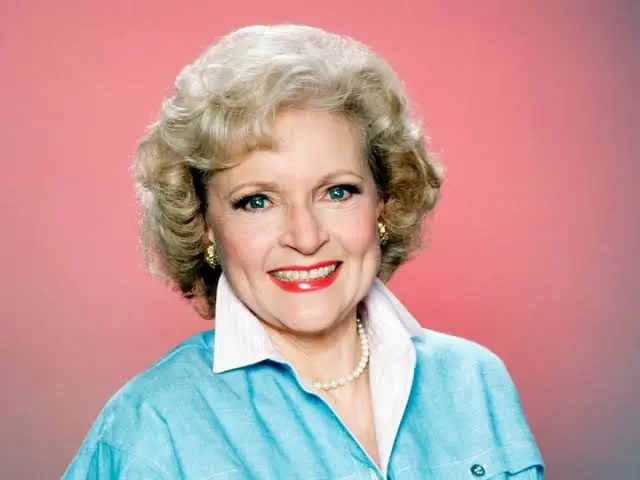 Betty White Biography: Husband, Age, Death, Net Worth, Height, Parents, TV Shows, Comedy Betty White Biography: Husband, Age, Death, Net Worth, Height, Parents, TV Shows, Comedy