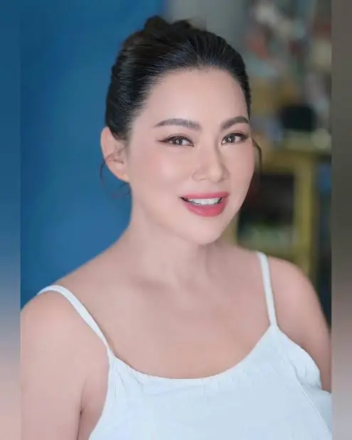 Panadda Wongphudee Biography: Age, Husband, Net Worth, Height, Movies, Parents, Education Panadda Wongphudee Biography: Age, Husband, Net Worth, Height, Movies, Parents, Education