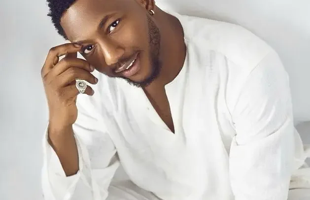 Alvin Abayomi Biography