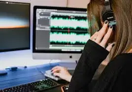 Women Are So Rare In Music Production; The Wake Up Call