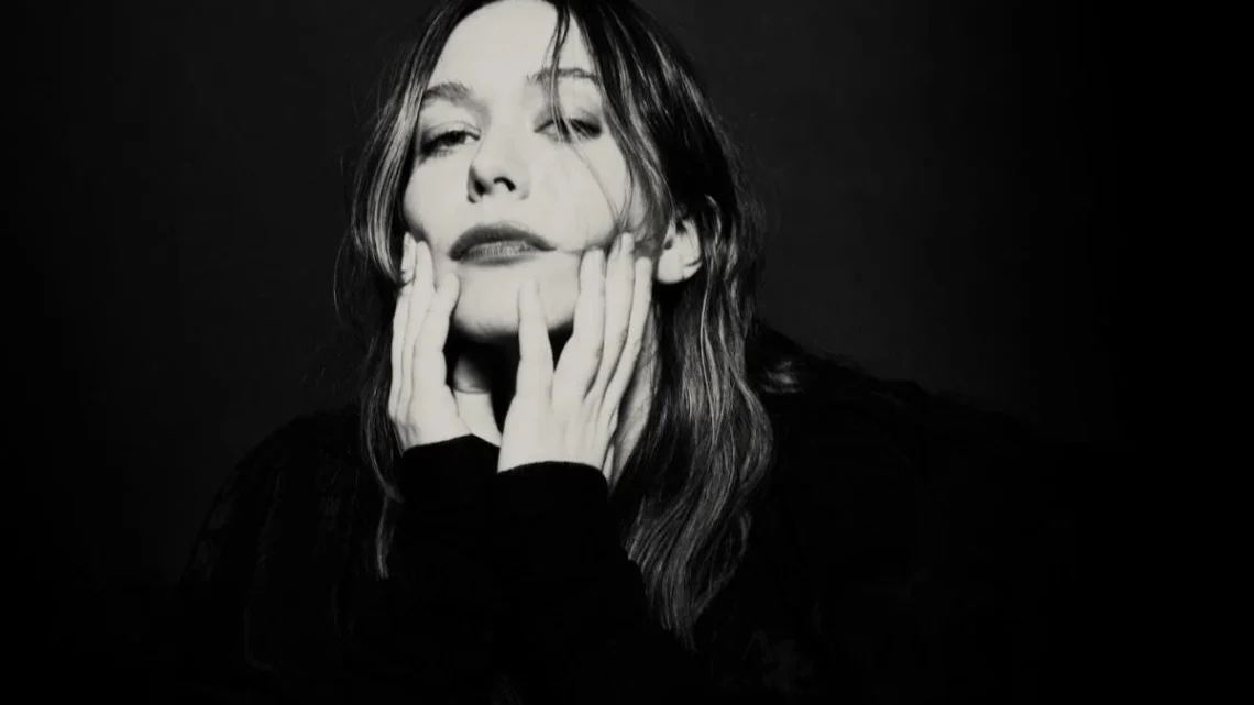 Ghostly Kisses Biography: Age, Net Worth, Real Name, Members, Instagram, Songs Ghostly Kisses Biography: Age, Net Worth, Real Name, Members, Instagram, Songs