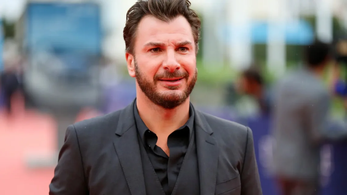 Michaël Youn Biography: Movies, Songs, Wife, Kids, Parents, Ethnicity, Siblings, Net Worth, Age, Height, TV Shows Michaël Youn Biography: Movies, Songs, Wife, Kids, Parents, Ethnicity, Siblings, Net Worth, Age, Height, TV Shows