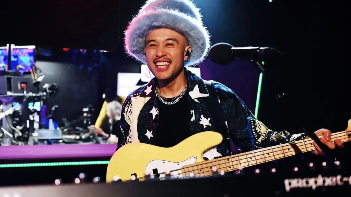Jax Jones Biography: Siblings, Net Worth, Age, Parents, Height, Ethnicity, Kids, Wife, Awards, Studio Album, Hit Singles Jax Jones Biography: Siblings, Net Worth, Age, Parents, Height, Ethnicity, Kids, Wife, Awards, Studio Album, Hit Singles