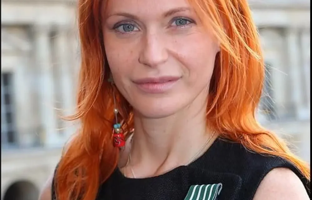 Axelle Red Biography: Husband, Age, Net Worth, Height, Parents, Songs, Albums, Awards Axelle Red Biography: Husband, Age, Net Worth, Height, Parents, Songs, Albums, Awards