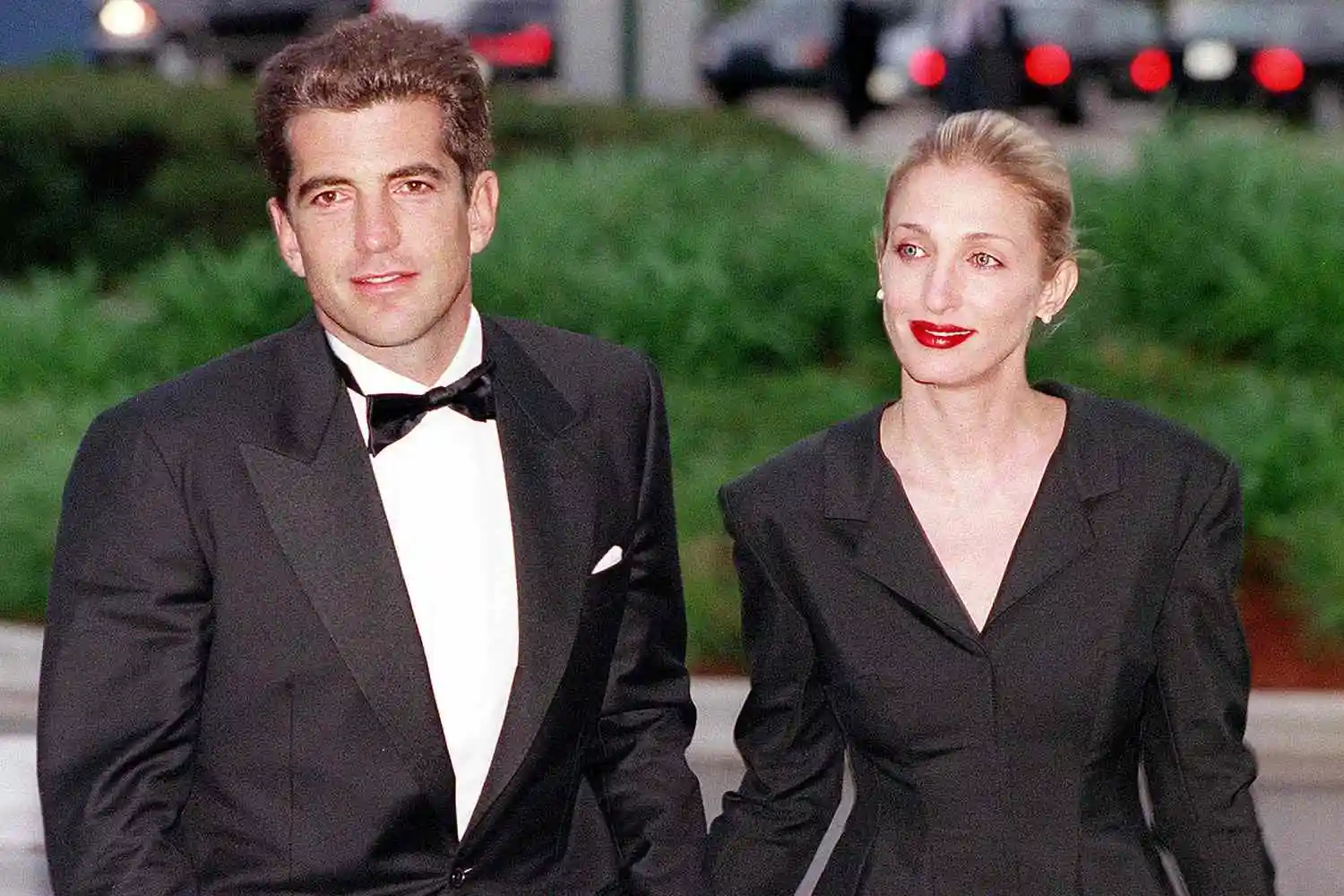 Carolyn Bessette Height And Weight