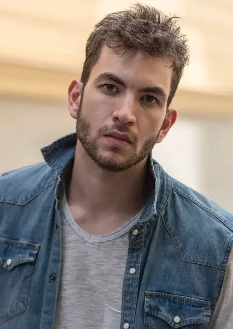 Berk Ali Çatal Biography: Age, Girlfriend, Net Worth, Height, Movies, TV Shows, Theater Berk Ali Çatal Biography: Age, Girlfriend, Net Worth, Height, Movies, TV Shows, Theater