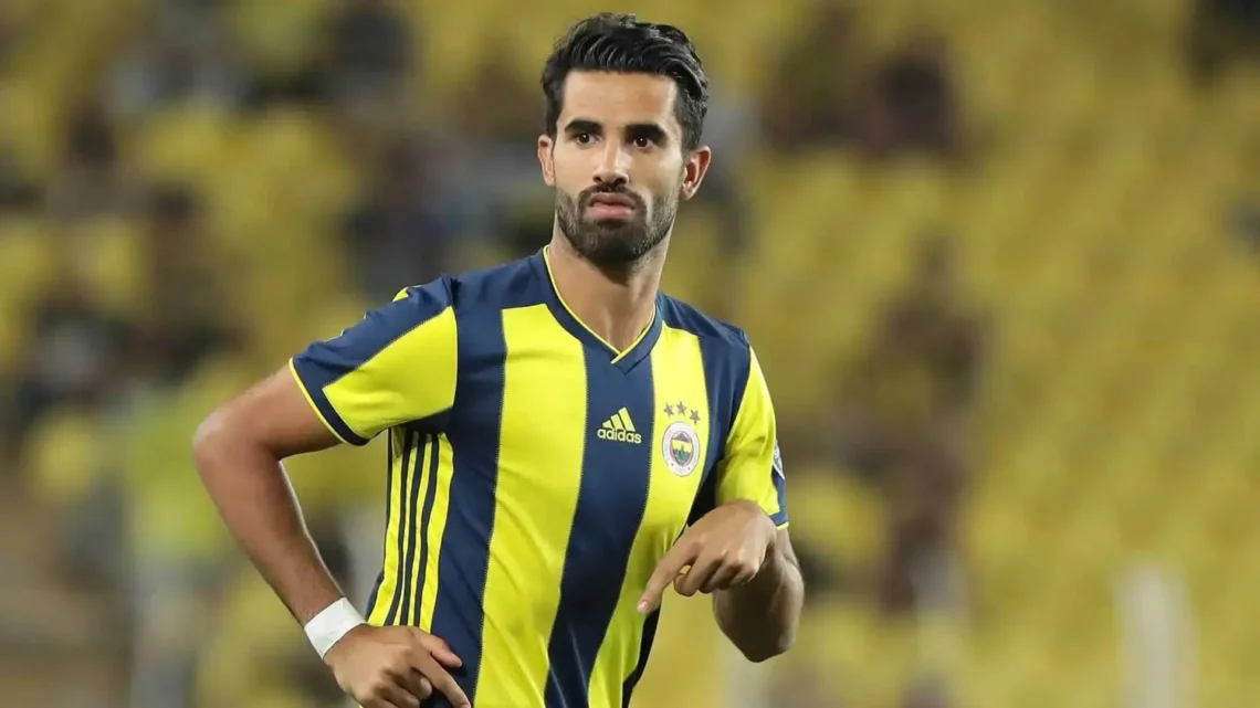 Alper Potuk Biography: Age, Height, Net Worth, Career, Clubs, Salary, Stats Alper Potuk Biography: Age, Height, Net Worth, Career, Clubs, Salary, Stats