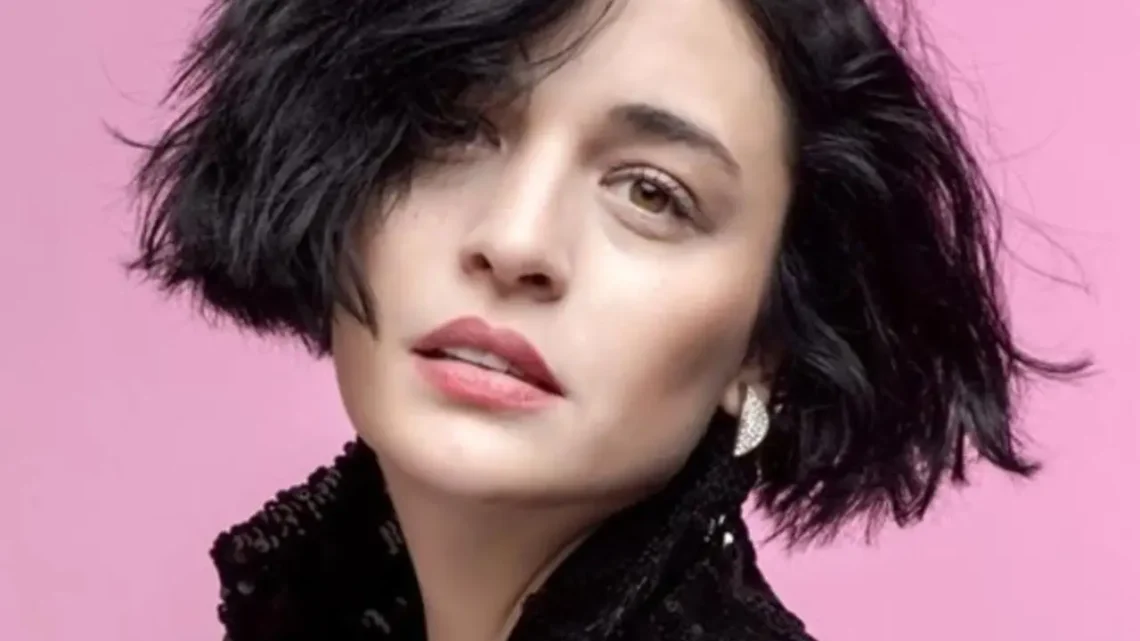 Gonca Vuslateri Biography: Husband, Age, Height, Net Worth, Movies & TV Shows, Career Gonca Vuslateri Biography: Husband, Age, Height, Net Worth, Movies & TV Shows, Career