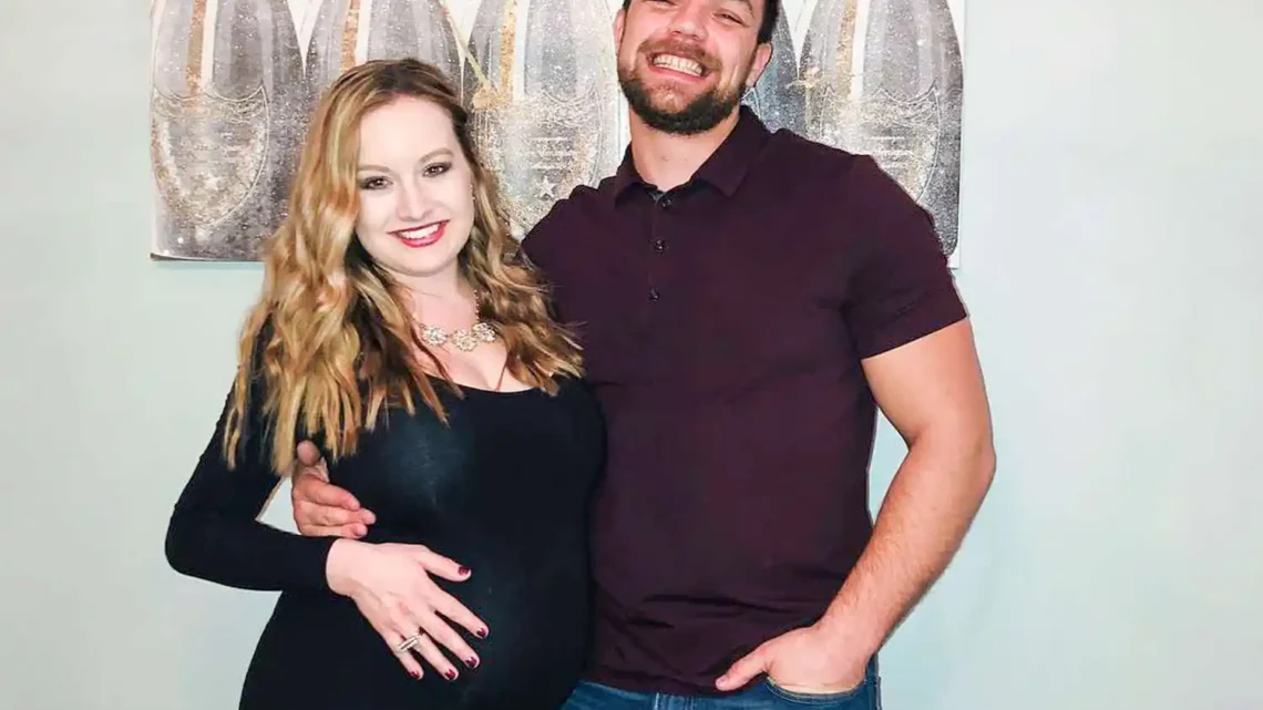 Elizabeth Potthast’s husband, Andrei Castravet Biography: Wife, Age, Children, Net Worth, Height, Real Estate Elizabeth Potthast’s husband, Andrei Castravet Biography: Wife, Age, Children, Net Worth, Height, Real Estate
