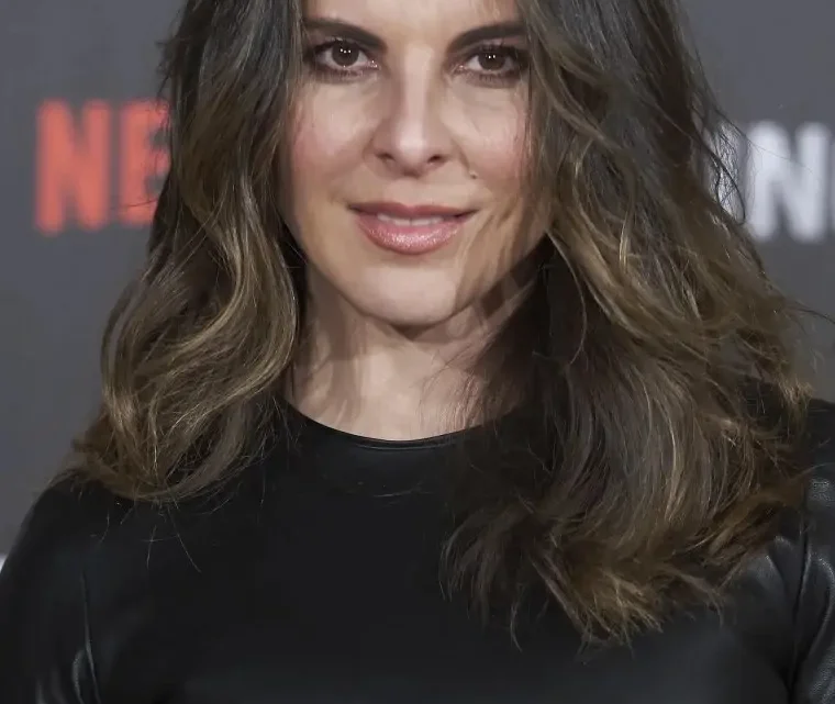 Kate Del Castillo Biography: Husband, Age, Movies & TV Shows, Net Worth, Height, Parents, Children Kate Del Castillo Biography: Husband, Age, Movies & TV Shows, Net Worth, Height, Parents, Children