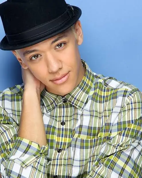 Kyle Hanagami Biography: Wife, Age, Net Worth, Height, Parents, Partner, YouTube Kyle Hanagami Biography: Wife, Age, Net Worth, Height, Parents, Partner, YouTube