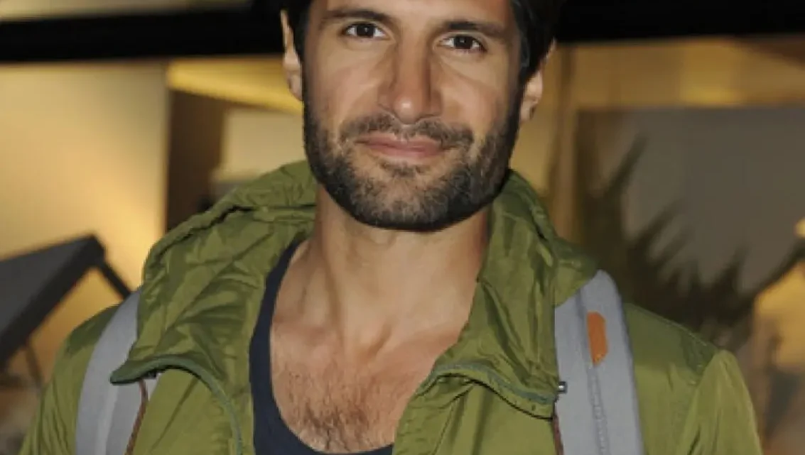 Kayvan Novak Biography: Wife, Age, Net Worth, Height, Parents, Instagram, Children Kayvan Novak Biography: Wife, Age, Net Worth, Height, Parents, Instagram, Children