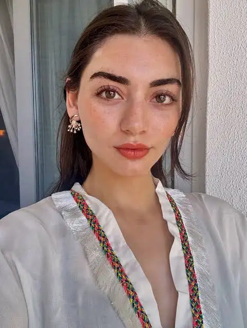 Özge Törer Biography: Age, Net Worth, Boyfriend, Height, Kuruluş Osman, Bala Hatun Özge Törer Biography: Age, Net Worth, Boyfriend, Height, Kuruluş Osman, Bala Hatun
