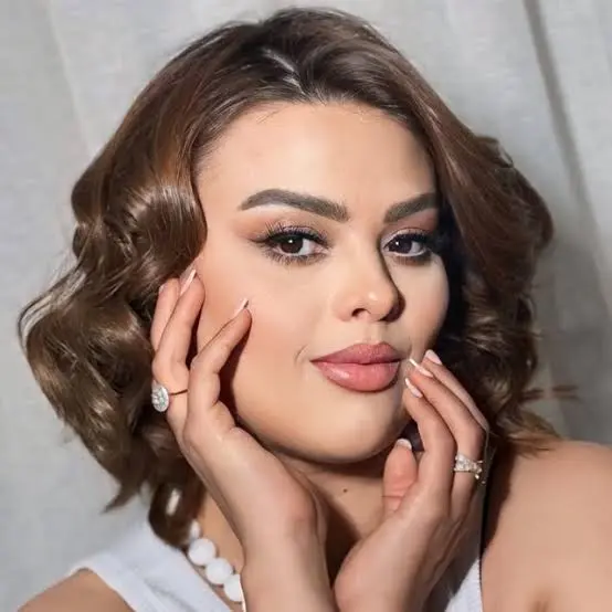 Yosra Manaï Biography: Husband, Age, Net Worth, Height, Parents, Instagram, Children Yosra Manaï Biography: Husband, Age, Net Worth, Height, Parents, Instagram, Children