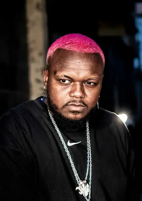 Djonga Biography: Age, Net Worth, Real Name, Parents, Songs, Career, Education Djonga Biography: Age, Net Worth, Real Name, Parents, Songs, Career, Education