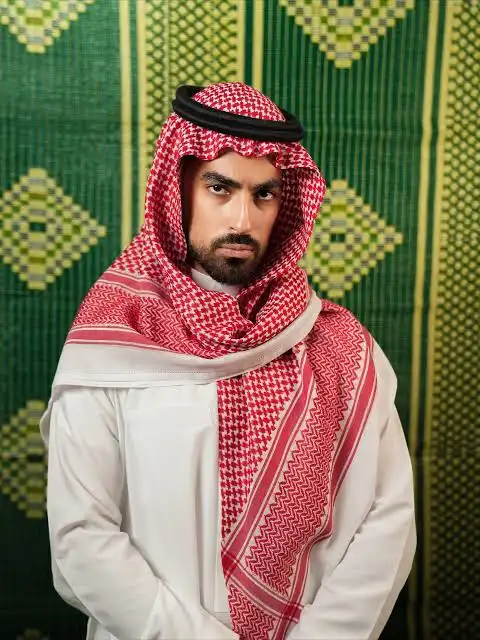 Abdulaziz Bakr Biography: Age, Net Worth, Twin Brother, YouTube, Height, Wife, Parents Abdulaziz Bakr Biography: Age, Net Worth, Twin Brother, YouTube, Height, Wife, Parents
