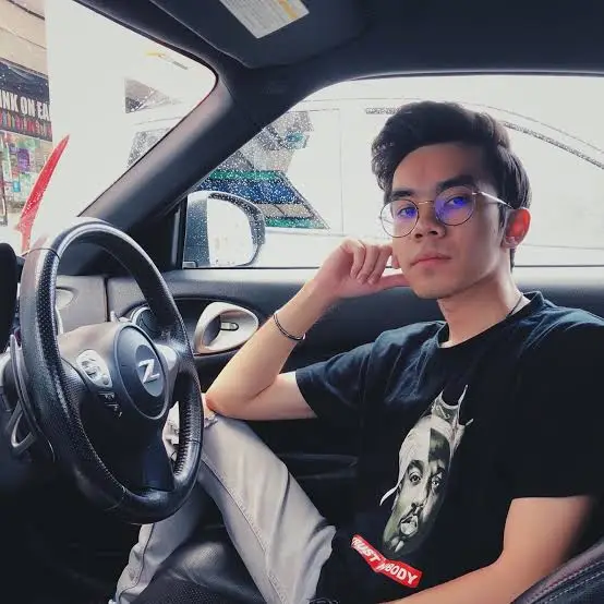 Aiman Afiff Biography: Girlfriend, Age, Height, Net Worth, Parents, Career Aiman Afiff Biography: Girlfriend, Age, Height, Net Worth, Parents, Career