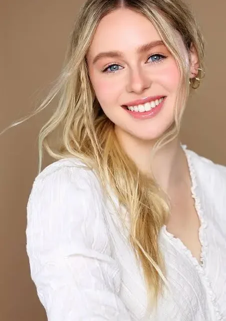 Isabella Crovetti Biography: Age, Boyfriend, Movies & TV Shows, Net Worth, Height, Parents, Brothers Isabella Crovetti Biography: Age, Boyfriend, Movies & TV Shows, Net Worth, Height, Parents, Brothers