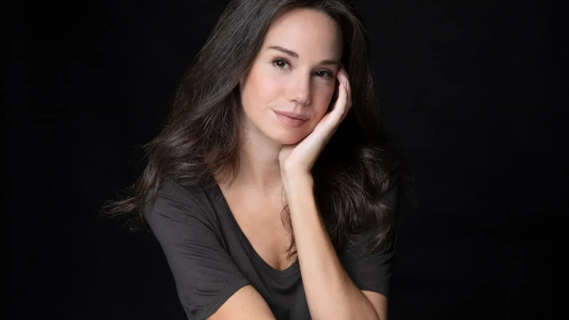 Elena Ballesteros Biography: Age, Husband, Children, Net Worth, Movies & TV Shows, Sisters Elena Ballesteros Biography: Age, Husband, Children, Net Worth, Movies & TV Shows, Sisters
