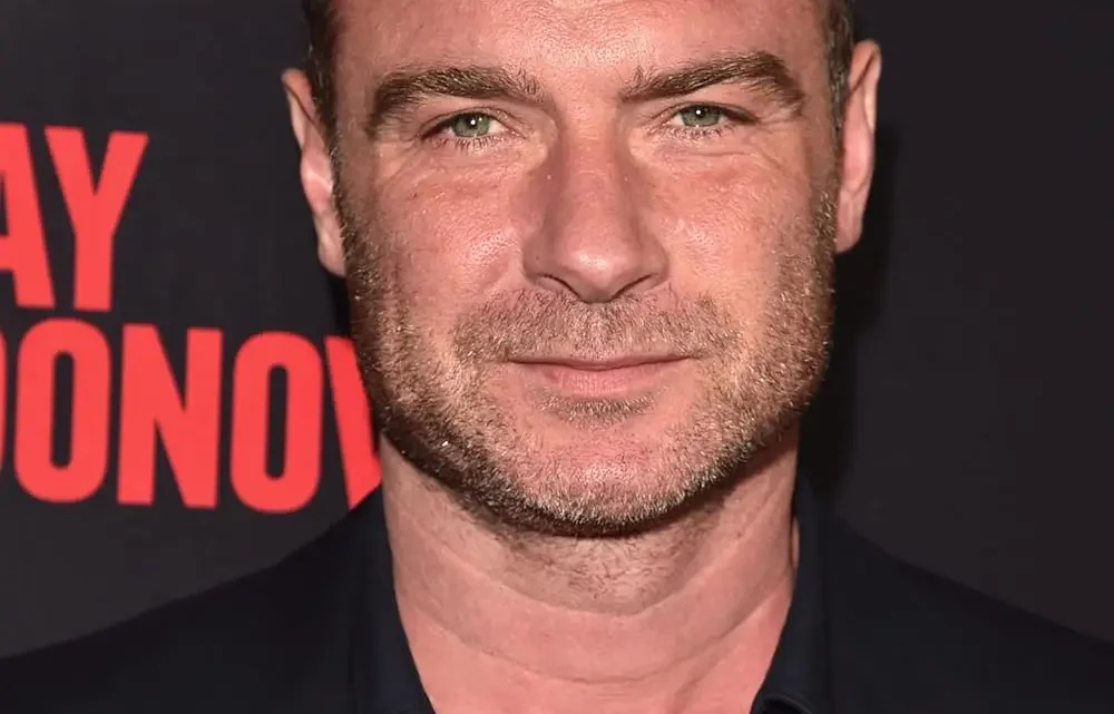 Liev Schreiber Biography: Wife, Age, Children, Net Worth, Height, Parents, Movies, Brother Liev Schreiber Biography: Wife, Age, Children, Net Worth, Height, Parents, Movies, Brother
