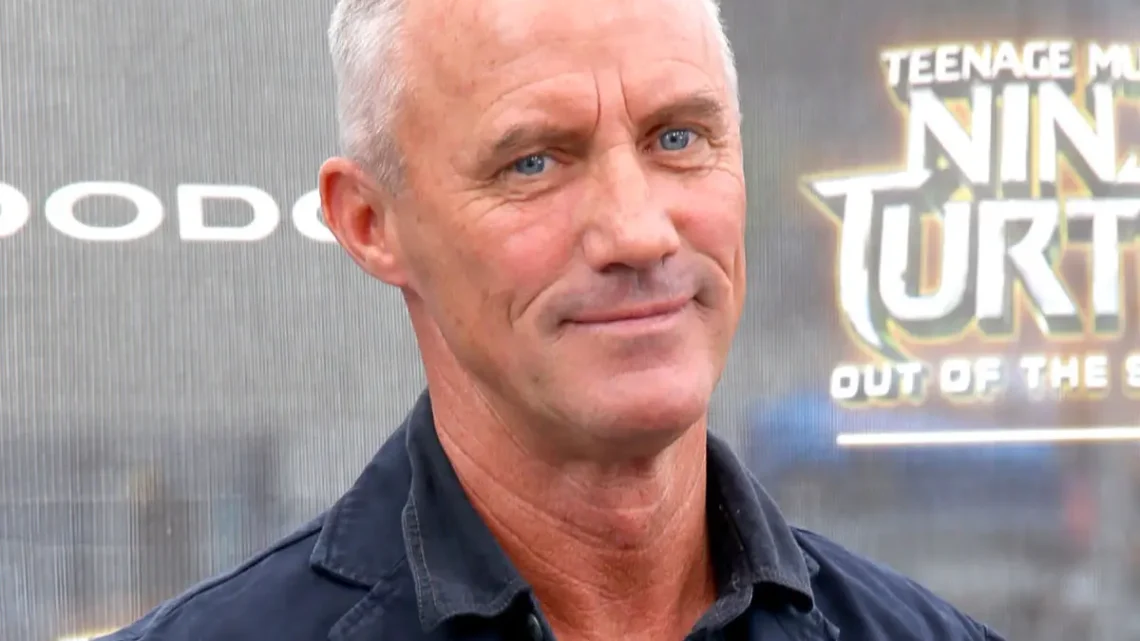 Robert John Burke Biography: Wife, Age, Children, Height, Net Worth, RoboCop 3, Law & Order SVU, Career Robert John Burke Biography: Wife, Age, Children, Height, Net Worth, RoboCop 3, Law & Order SVU, Career