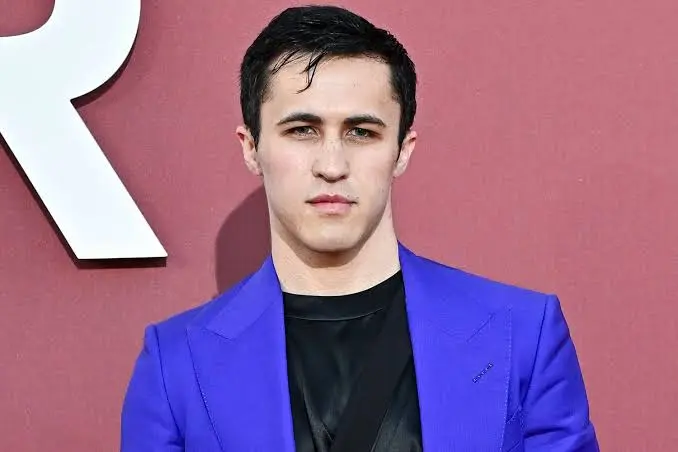 Chris Olsen Biography: Age, Boyfriend, Net Worth, Height, Parents, Siblings, Career, Business Chris Olsen Biography: Age, Boyfriend, Net Worth, Height, Parents, Siblings, Career, Business