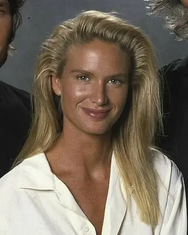 Kelly Lynch Biography: Age, Husband, Net Worth, Movies & TV Shows, Height, Parents, Children Kelly Lynch Biography: Age, Husband, Net Worth, Movies & TV Shows, Height, Parents, Children