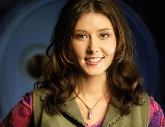 Jewel Staite Biography: Age, Husband, Net Worth, Movies & TV Shows, Height, Parents, Children Jewel Staite Biography: Age, Husband, Net Worth, Movies & TV Shows, Height, Parents, Children