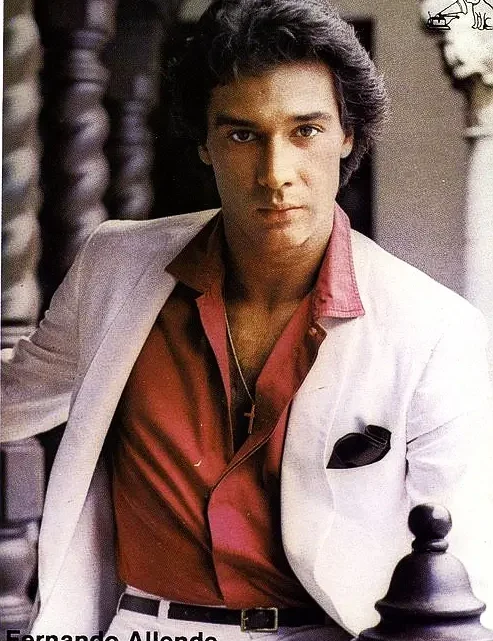 Fernando Allende Biography: Age, Wife, Children, Net Worth, Height, Parents, Career, Movies & TV Shows Fernando Allende Biography: Age, Wife, Children, Net Worth, Height, Parents, Career, Movies & TV Shows