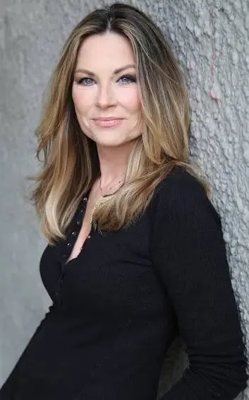 Mo Collins Biography: Husband, Age, Son, Net Worth, Career, Mad TV, Emmy, Health Mo Collins Biography: Husband, Age, Son, Net Worth, Career, Mad TV, Emmy, Health