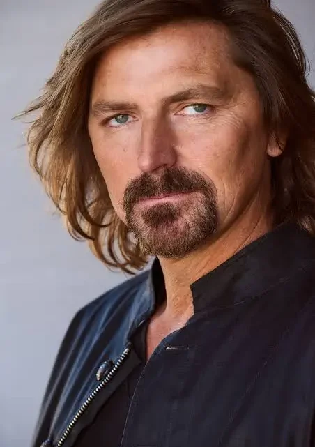 Robin Atkin Downes Biography: Wife, Age, Movies, Net Worth, Height, Children, Career Robin Atkin Downes Biography: Wife, Age, Movies, Net Worth, Height, Children, Career