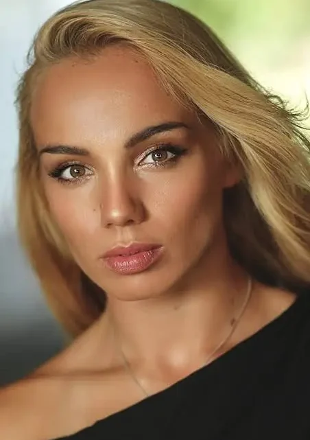 Katrina Durden Biography: Age, Movies, Net Worth, Height, Nationality, Parents, Career Katrina Durden Biography: Age, Movies, Net Worth, Height, Nationality, Parents, Career
