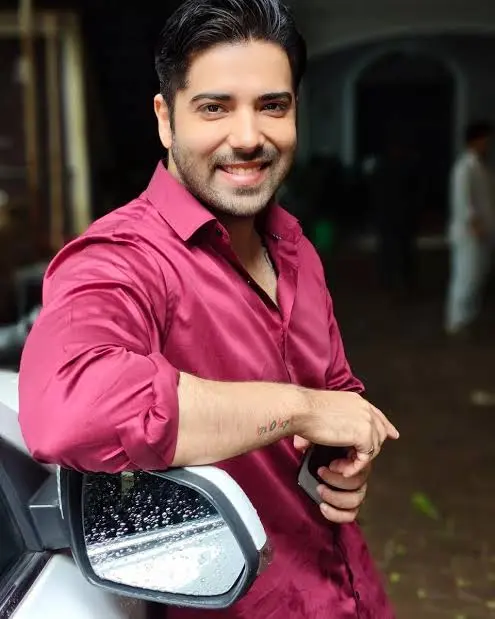 Kinshuk Mahajan Biography: Age, Wife, Net Worth, Children, Height, Parents, Awards Kinshuk Mahajan Biography: Age, Wife, Net Worth, Children, Height, Parents, Awards