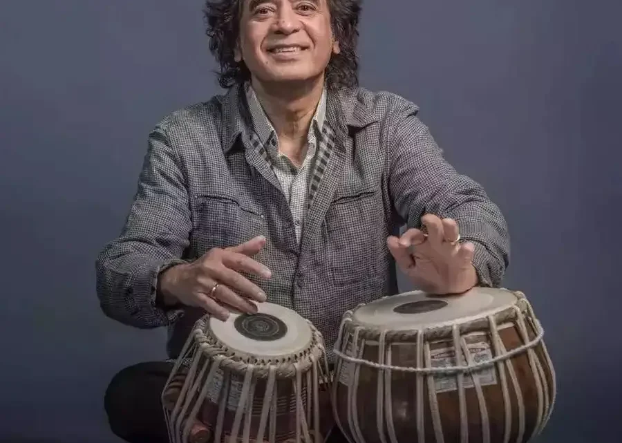 Zakir Hussain Biography: Age, Wife, Net Worth, Height, Children, Awards, Death Zakir Hussain Biography: Age, Wife, Net Worth, Height, Children, Awards, Death