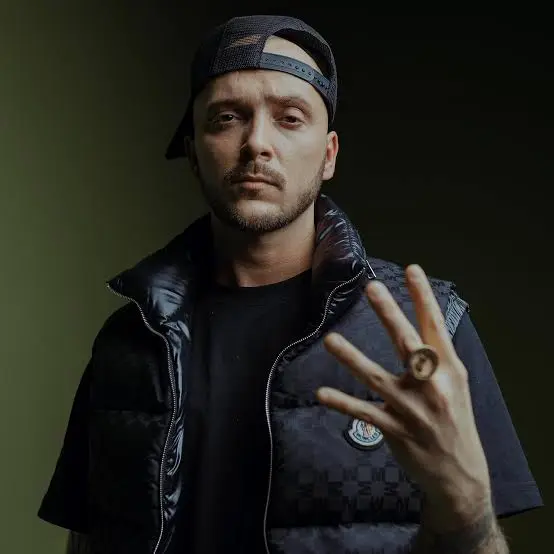 Robin Zoot Biography: Age, Wife, Net Worth, Real Name, Albums, Songs, Awards, Girlfriend Robin Zoot Biography: Age, Wife, Net Worth, Real Name, Albums, Songs, Awards, Girlfriend