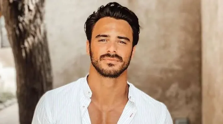 Benjamin Samat Biography: Wife, Age, Children, Net Worth, Career, TV Shows, Instagram, Football Benjamin Samat Biography: Wife, Age, Children, Net Worth, Career, TV Shows, Instagram, Football