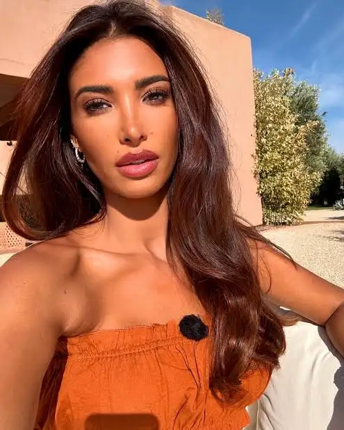 Mélanie Dedigama Biography: Boyfriend, Age, Children, Net Worth, Height, Daughter, Career, TV Shows, Brother Mélanie Dedigama Biography: Boyfriend, Age, Children, Net Worth, Height, Daughter, Career, TV Shows, Brother