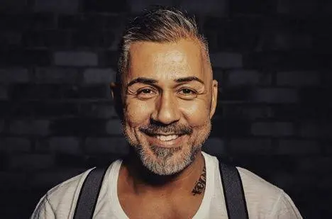 Mike Leon Grosch Biography: Wife, Age, Children, Net Worth, Height, Songs, Albums, Parents, Daughter Mike Leon Grosch Biography: Wife, Age, Children, Net Worth, Height, Songs, Albums, Parents, Daughter