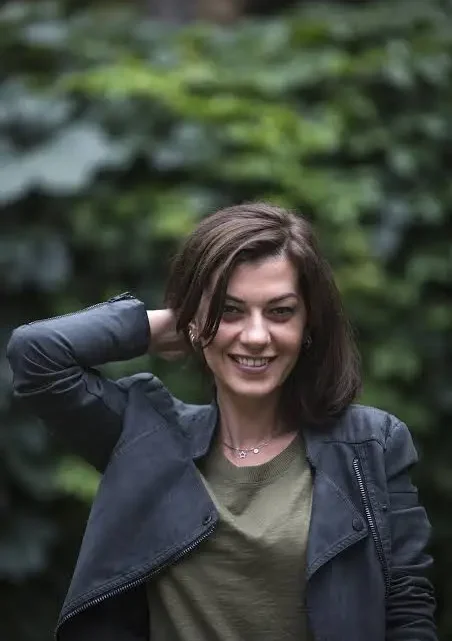 Filiz Ahmet Biography: Age, Husband, Net Worth, Height, Movies, TV Shows, Languages Filiz Ahmet Biography: Age, Husband, Net Worth, Height, Movies, TV Shows, Languages