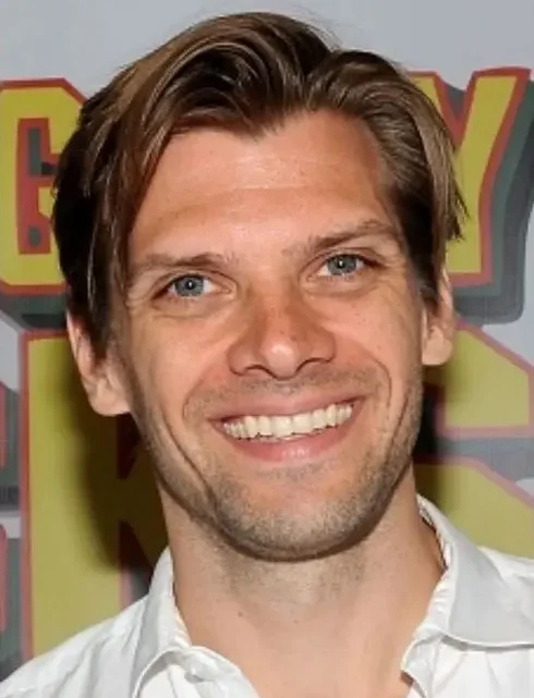 Vincent LaRusso Biography: Age, Wife, Net Worth, Movies, Height, The Mighty Ducks Vincent LaRusso Biography: Age, Wife, Net Worth, Movies, Height, The Mighty Ducks