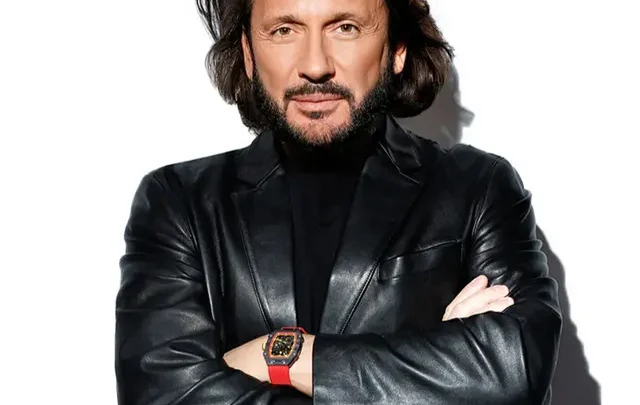 Stas Mikhaylov Biography: Wife, Age, Children, Net Worth, Songs, Albums, Career, Awards Stas Mikhaylov Biography: Wife, Age, Children, Net Worth, Songs, Albums, Career, Awards