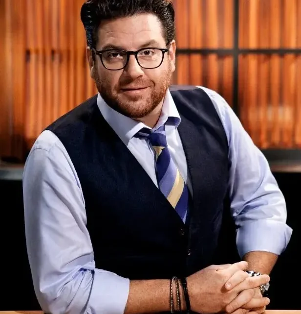 Scott Conant Biography: Age, Wife, Net Worth, Height, Children, Chopped, Restaurants, Awards, Books Scott Conant Biography: Age, Wife, Net Worth, Height, Children, Chopped, Restaurants, Awards, Books