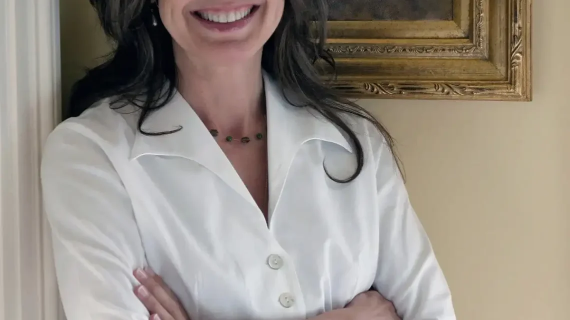 Debra Ponzek Biography: Age, Husband, Net Worth, Children, Career, Awards Debra Ponzek Biography: Age, Husband, Net Worth, Children, Career, Awards