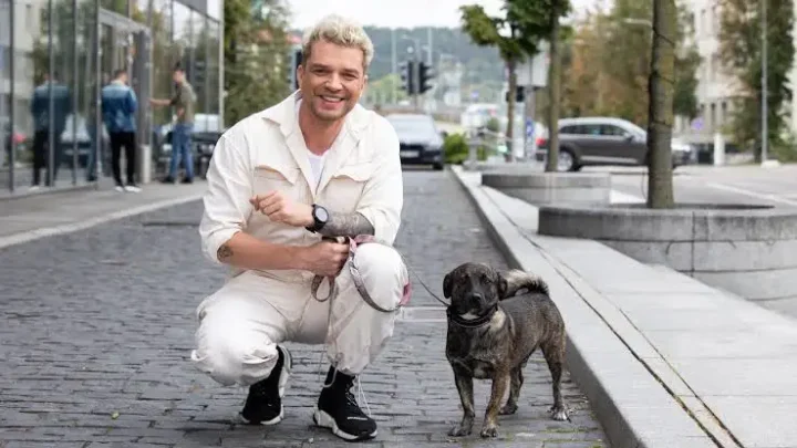 Jonas Nainys Biography: Wife, Age, Net Worth, Brother, Real Name, Dogs, Albums Jonas Nainys Biography: Wife, Age, Net Worth, Brother, Real Name, Dogs, Albums