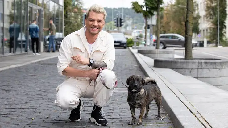 Jonas Nainys Biography: Wife, Age, Net Worth, Brother, Real Name, Dogs, Albums Jonas Nainys Biography: Wife, Age, Net Worth, Brother, Real Name, Dogs, Albums