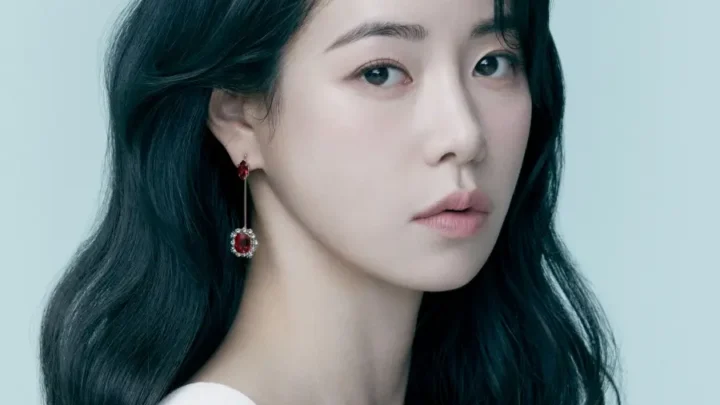 Lim Ji-yeon Biography: Age, Net Worth, Height, Weight, Boyfriend, Siblings, Series, Movies, Awards